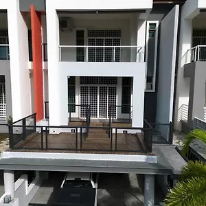 Kota Syahbandar Holiday home